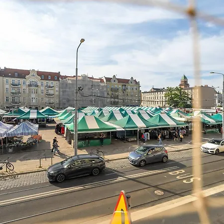 Przestronny Apartament Z Balkonem W Poznaniu Jana Henryka Dabrowskiego 49 By Heyrent *