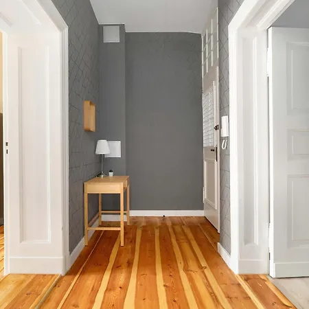 Przestronny Apartament Z Balkonem W Poznaniu Jana Henryka Dabrowskiego 49 By Heyrent Апартаменты Познань