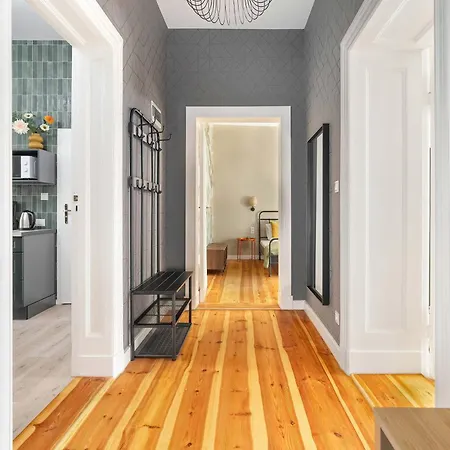 Przestronny Apartament Z Balkonem W Poznaniu Jana Henryka Dabrowskiego 49 By Heyrent Апартаменты Познань